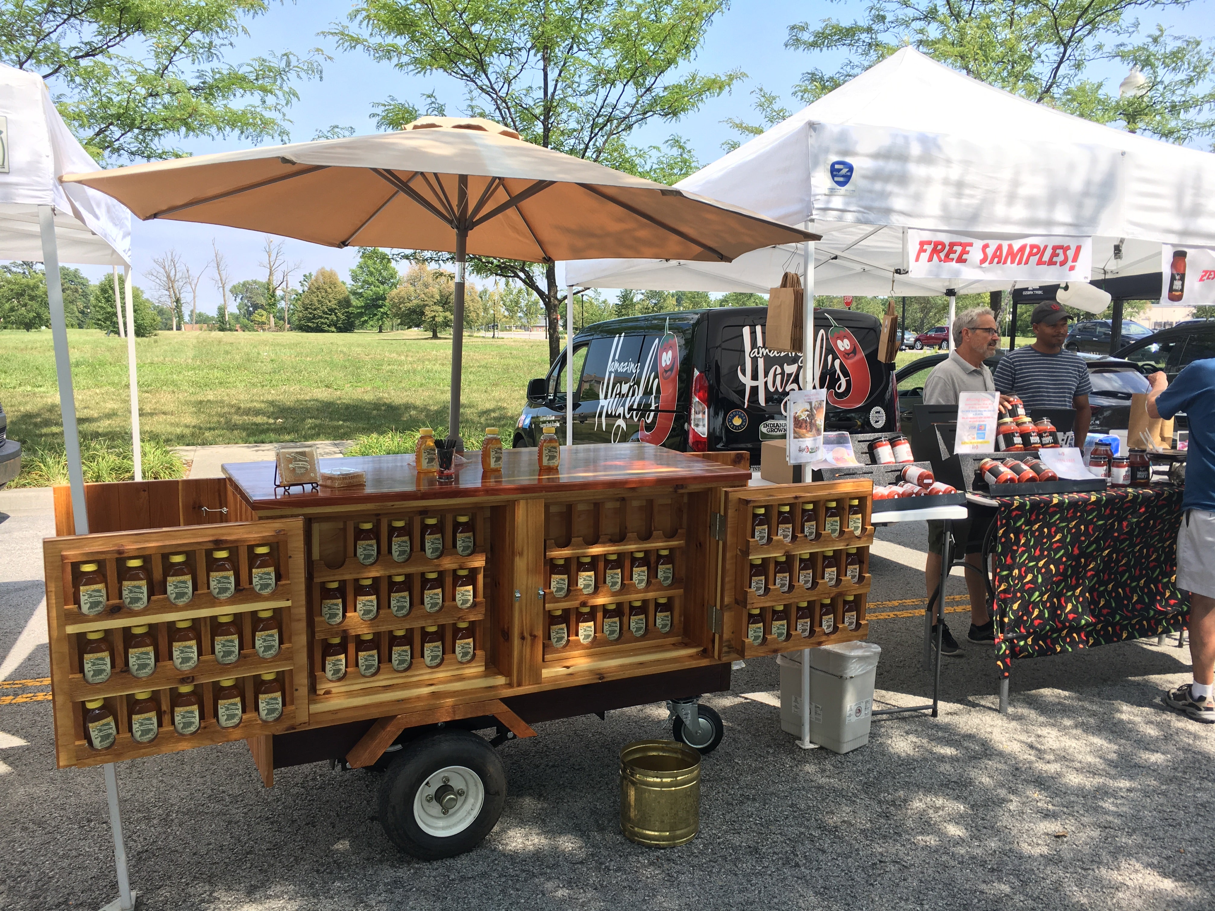 Hardwood Honey has a customer trailer dubbed the Honey Wagon. The wagon can hold dozens of honey bottles, 2 pony kegs for the Hardwood Honey Elixirs, and plenty of beeswax candles.