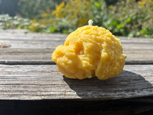 The puppy dog face candle from another angle.