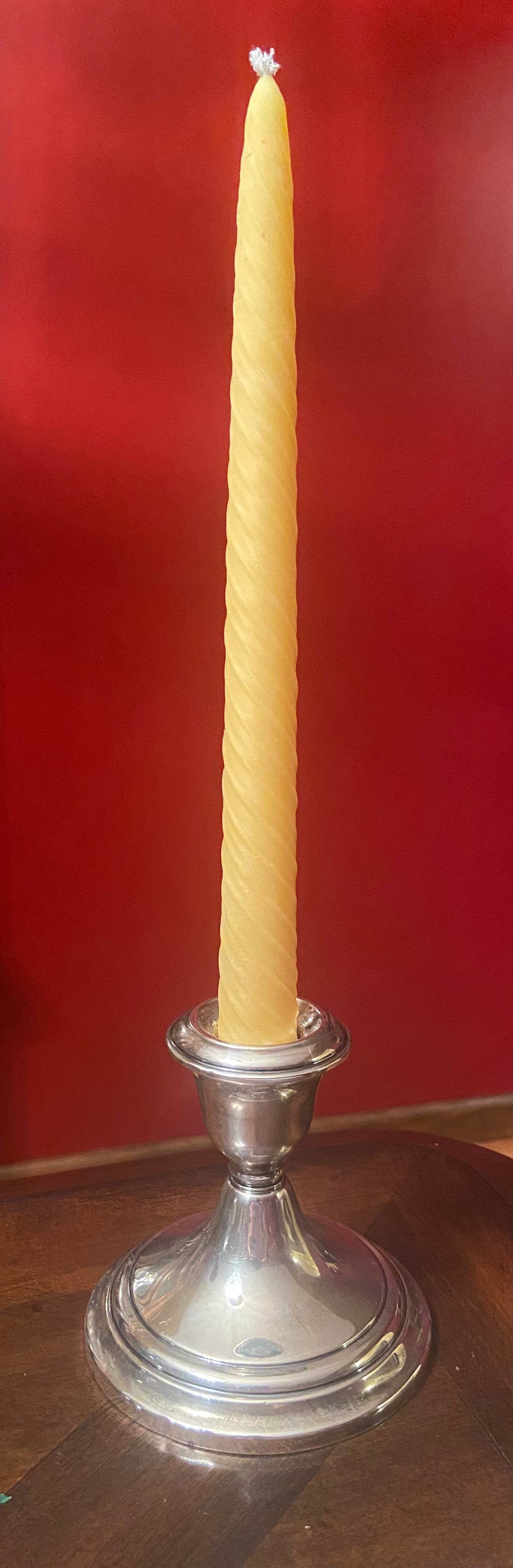 The natural color of the spiral candle from Hardwood Honey.